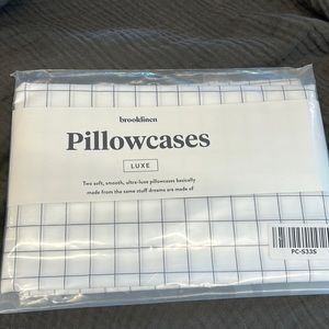 Brooklinen Standard Luxe Sateen Pillowcases | Unopened